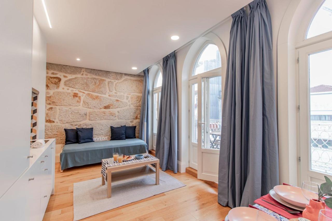 Sweet Studio Apartment W/ Big Balcony By Lovelystay Porto Zewnętrze zdjęcie